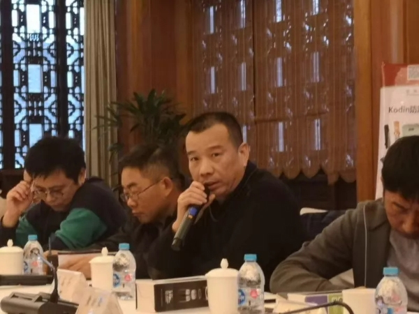 戳我試試