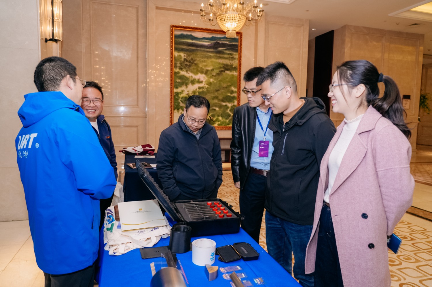 戳我試試